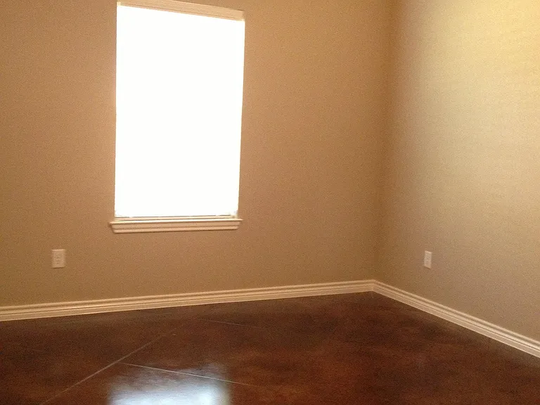 617 Paseo Del Plata — Photo 4