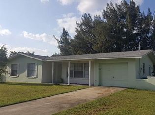 1713 NE 7th St, Cape Coral, FL 33909