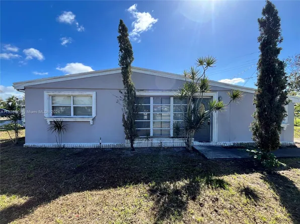 4352 Garand Ln, West Palm Beach, FL 33406