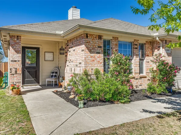 1180 Kachina Ln, Fort Worth, TX 76177