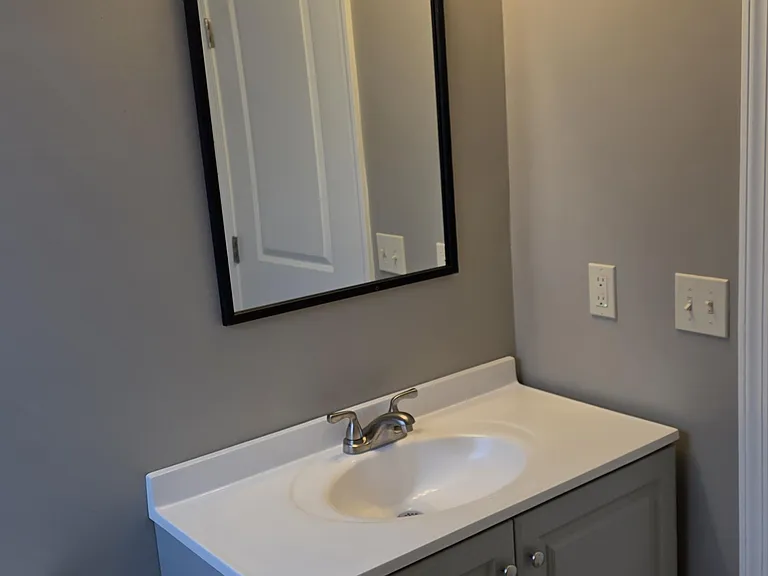 9315 Main St #1 — Photo 6