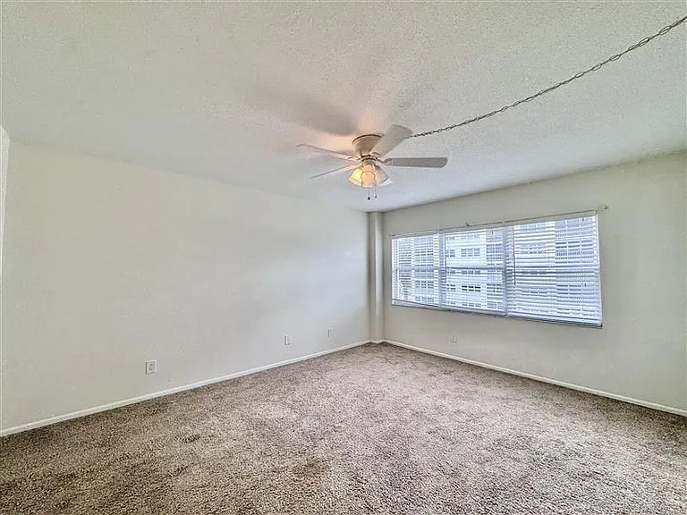 244 Saint Augustine Ave #304W — Photo 9