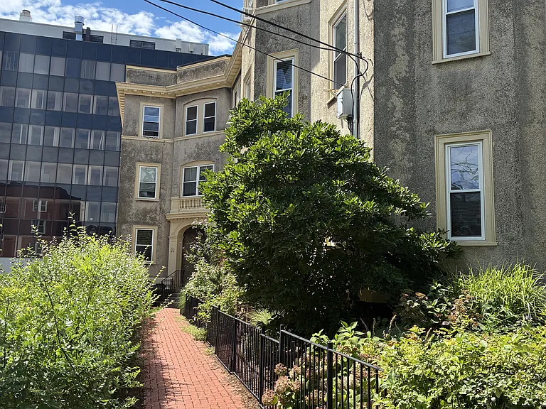 22 Centre St #3 — Photo 15
