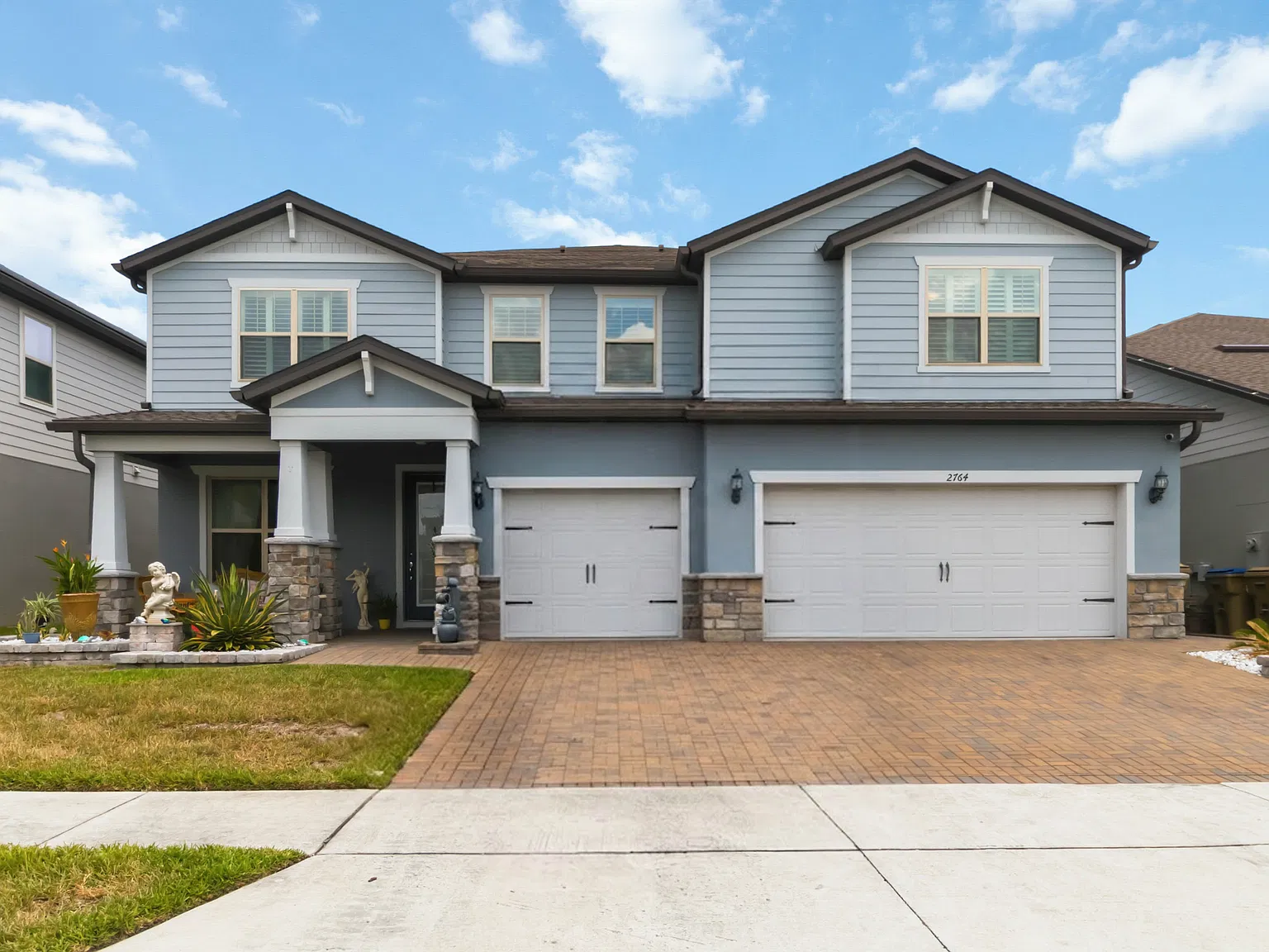 7 bed, 5486 sqft, $4,800 — Photo 2