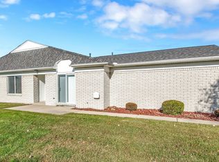 31801 Raymond Dr, Warren, MI