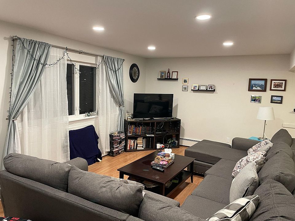 2nd image of 838 Main St Floor 2
