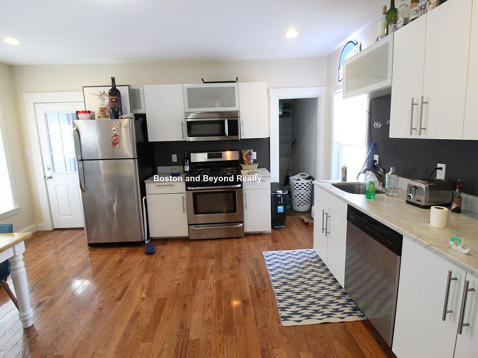 2nd image of 23 Caldwell St #1C