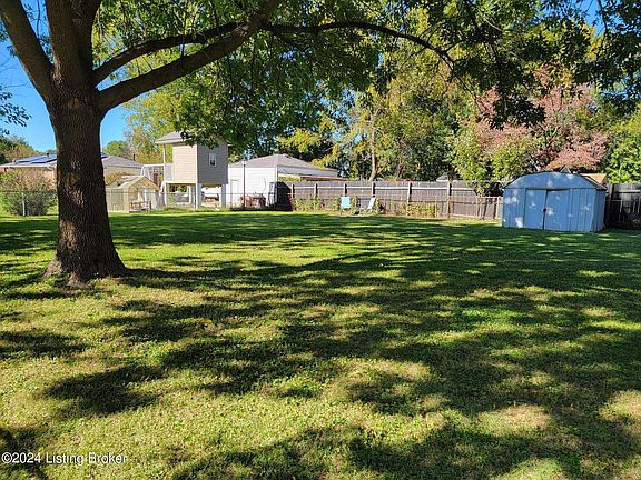 5th image of 8014 Jonquil Dr