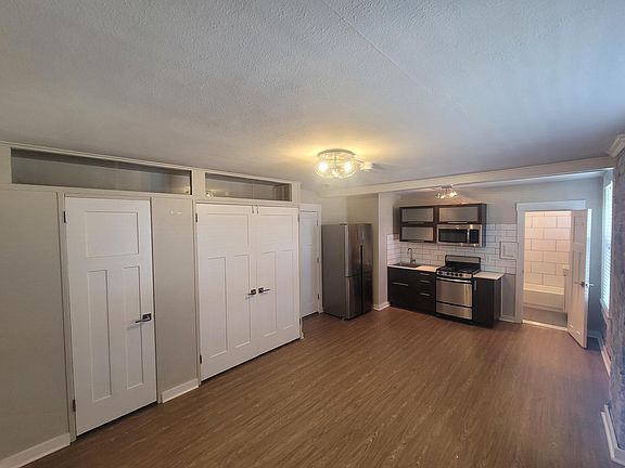 3rd image of 410 W 3rd Ave APT 306