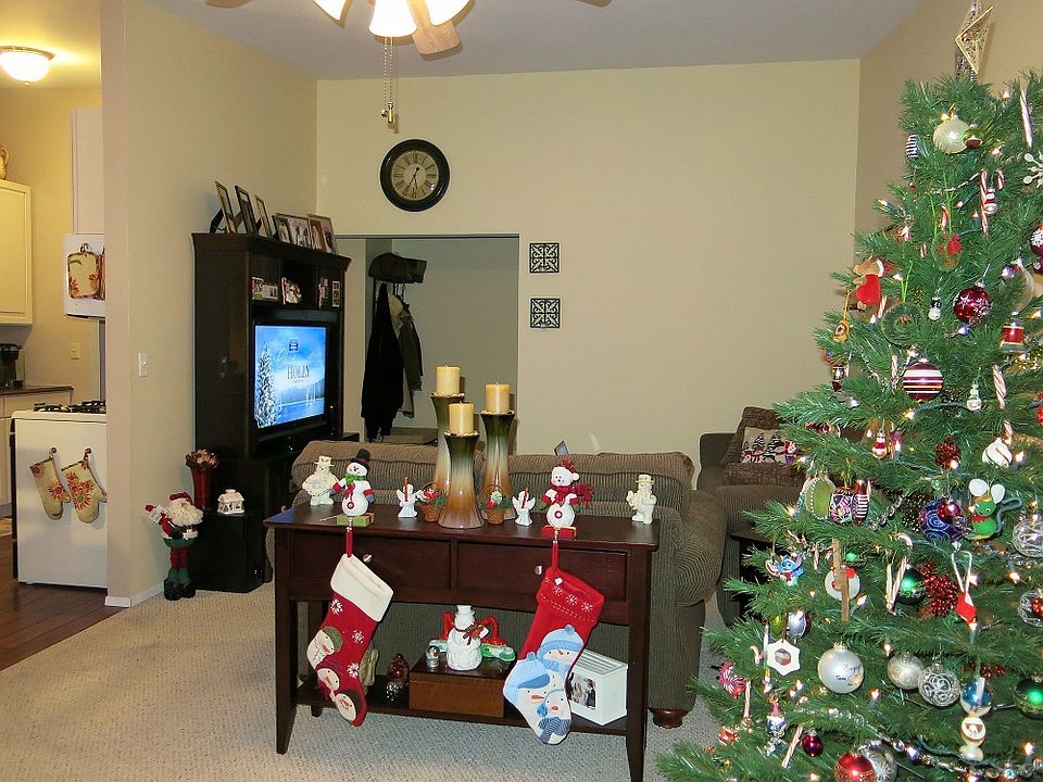 1st image of 26 Ivy St APT 7B