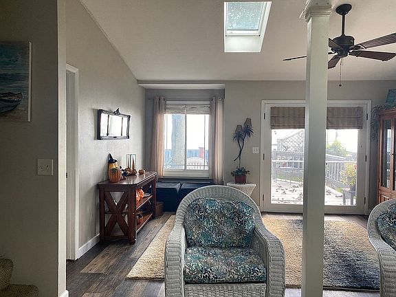 5th image of 11256 Harold Dr