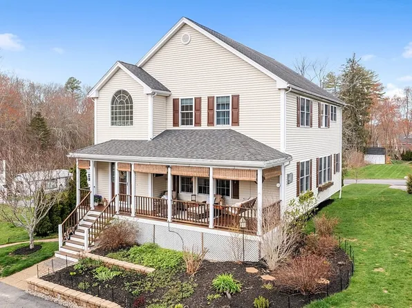 33 Ipswich Dr, Littleton, MA 01460