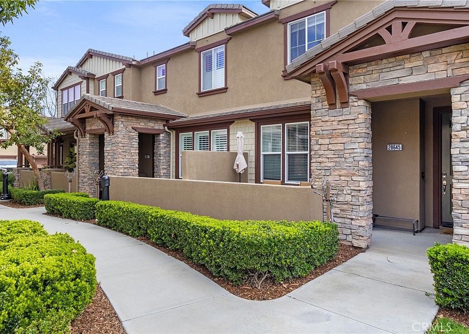 1st image of 28645 Pietro Dr