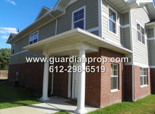 3678 Coon Rapids Blvd NW, Coon Rapids, MN 55433