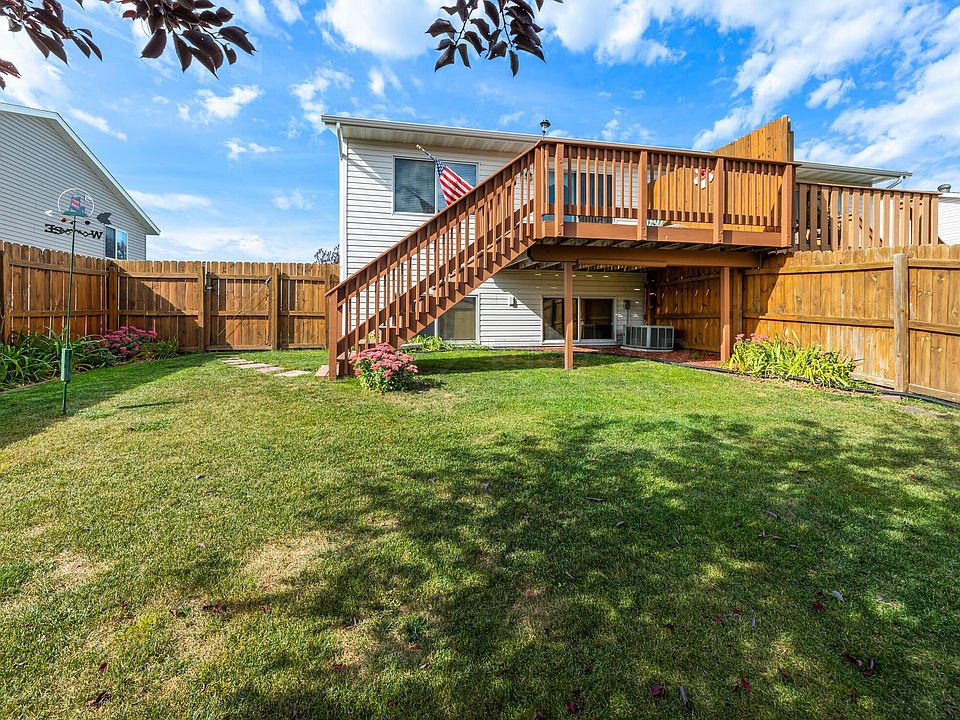 3426 16th St S, Moorhead, MN 56560 | Zillow