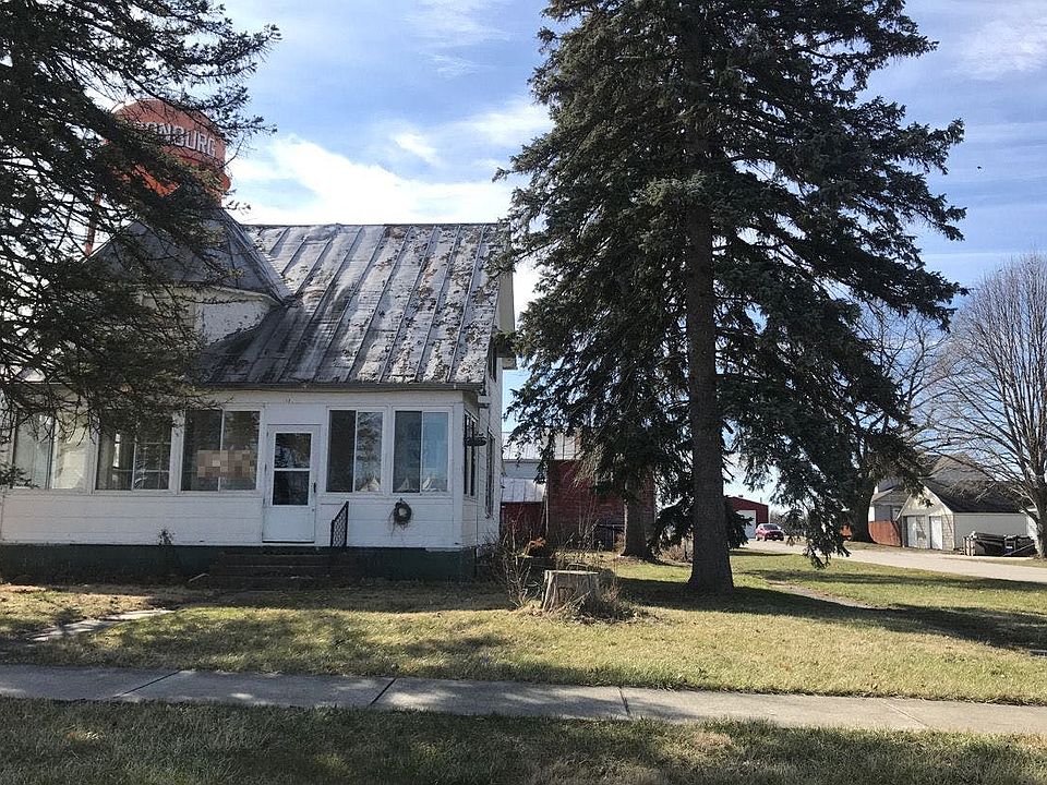 1st image of 121 W Kemmerling St