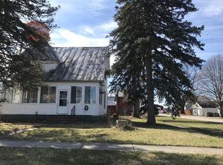 121 W Kemmerling St, Gibsonburg, OH 43431