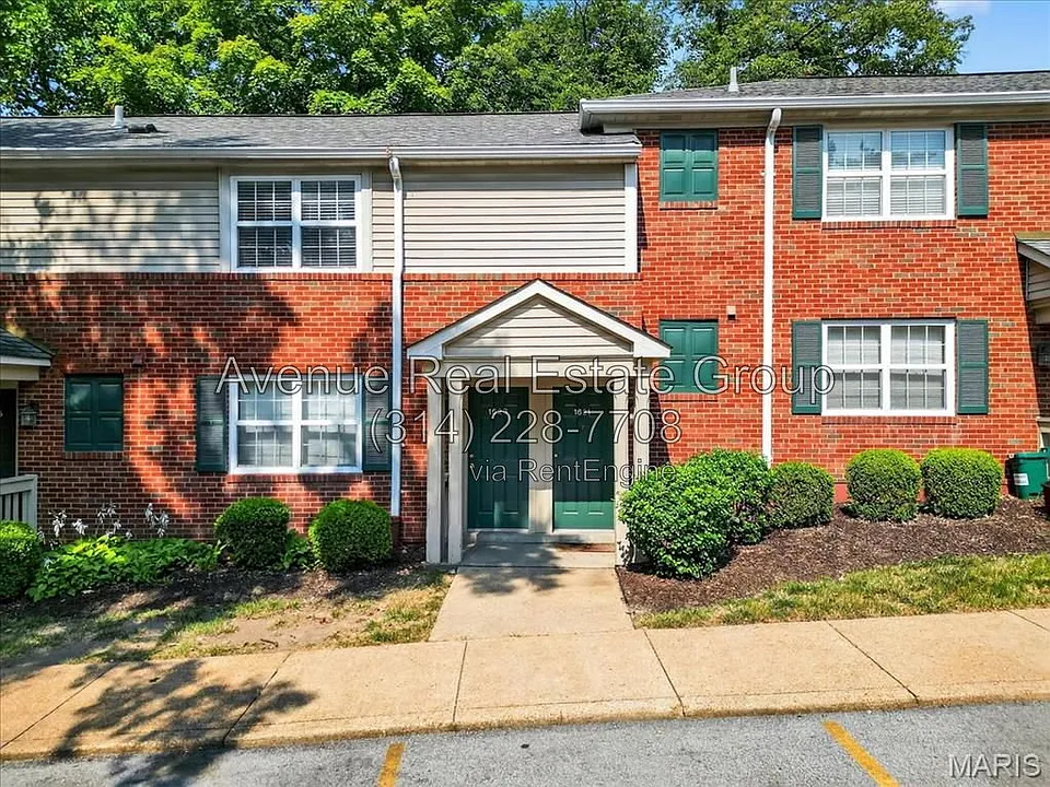 1621 High School Dr