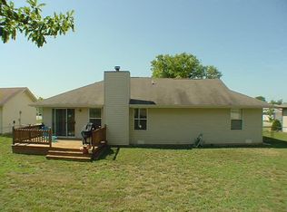 3295 W Rockwood St, Springfield, MO 65807