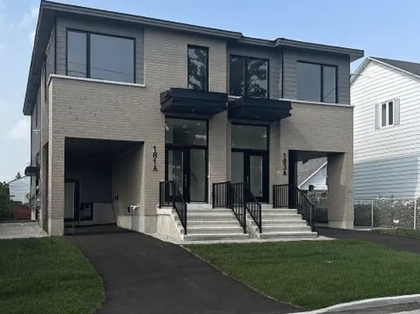 181 Columbus Ave #183B, Ottawa, ON K1K 1P7