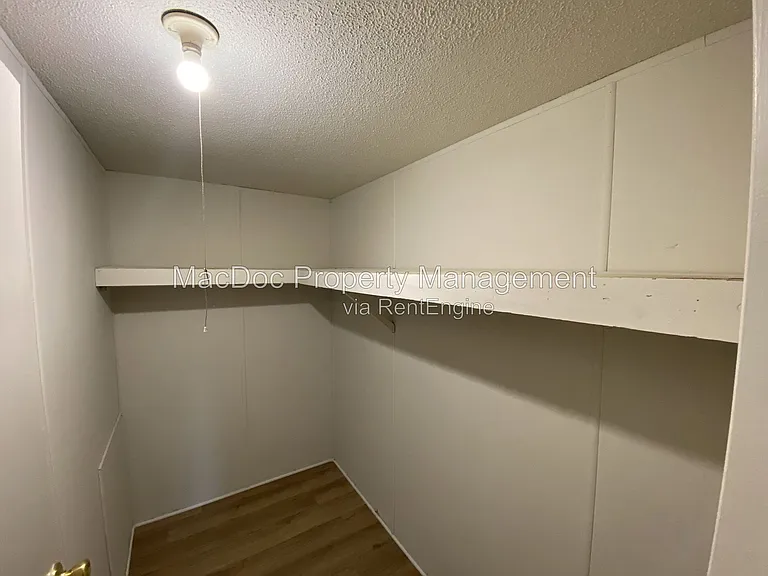 900 White St — Photo 19