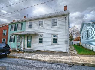6 N High St, Newburg, PA 17240