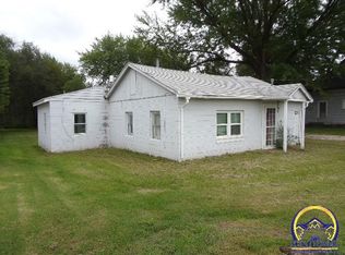 2230 NW Furman Rd, Topeka, KS 66618