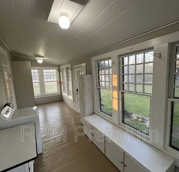 8222 Highway 955 E — Photo 44