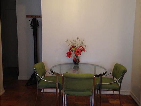5th image of 220 E 57th St APT 10B