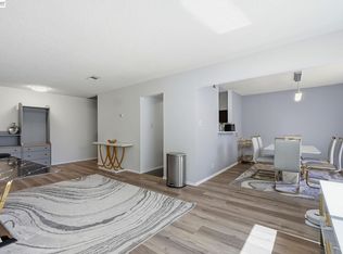 Laguna, Concord, CA 94520