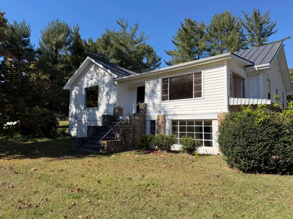 13961 W Lynchburg Salem Tpke, Blue Ridge, VA 24064