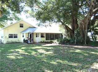 1430 Dona Bay Dr, Nokomis, FL 34275