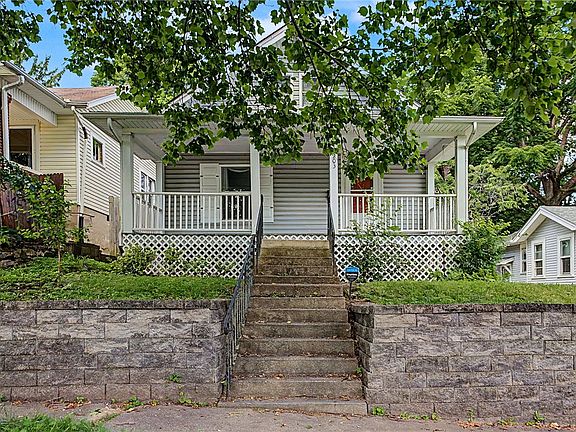 2nd image of 1903 Brookline Ave