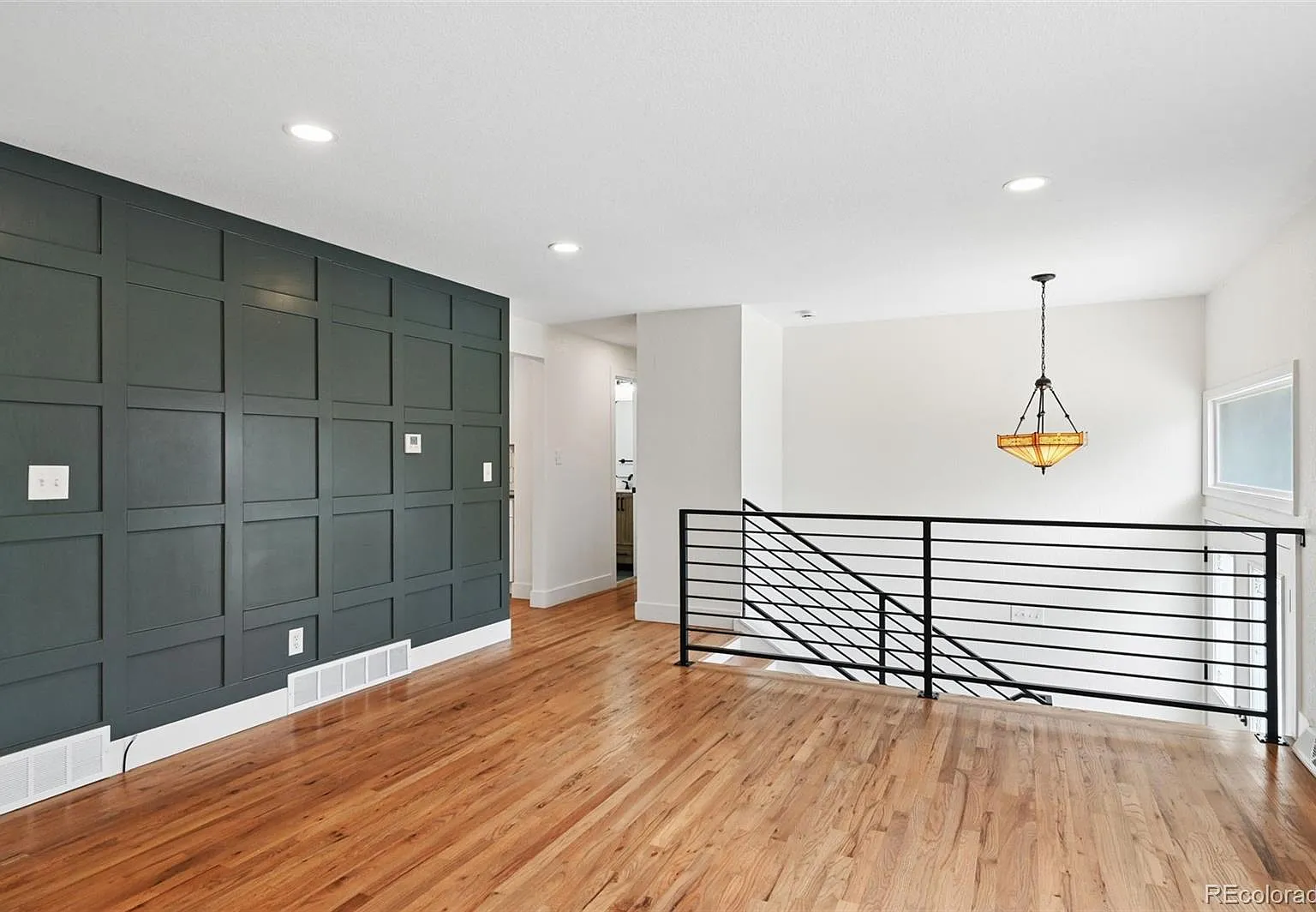 3 bed, 2.0 bath, 1619 sqft, $3,250 — Photo 3