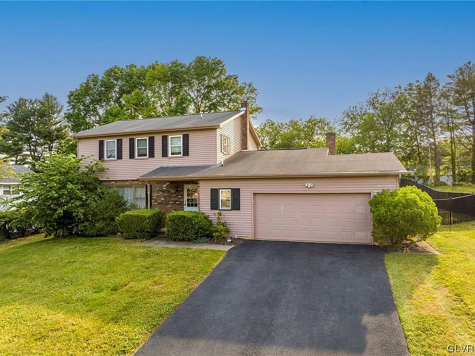 1st image of 1228 Pine Grove Dr