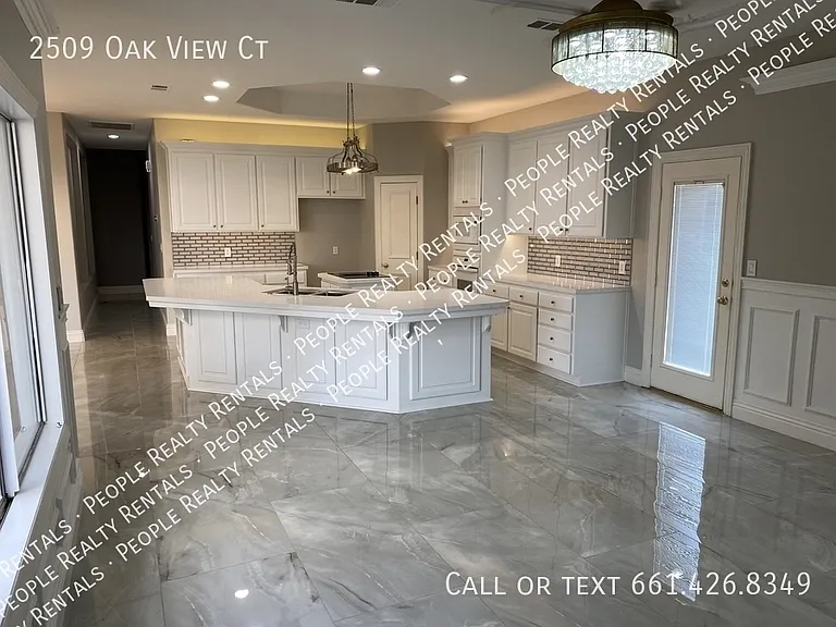 2509 Oak View Ct — Photo 34