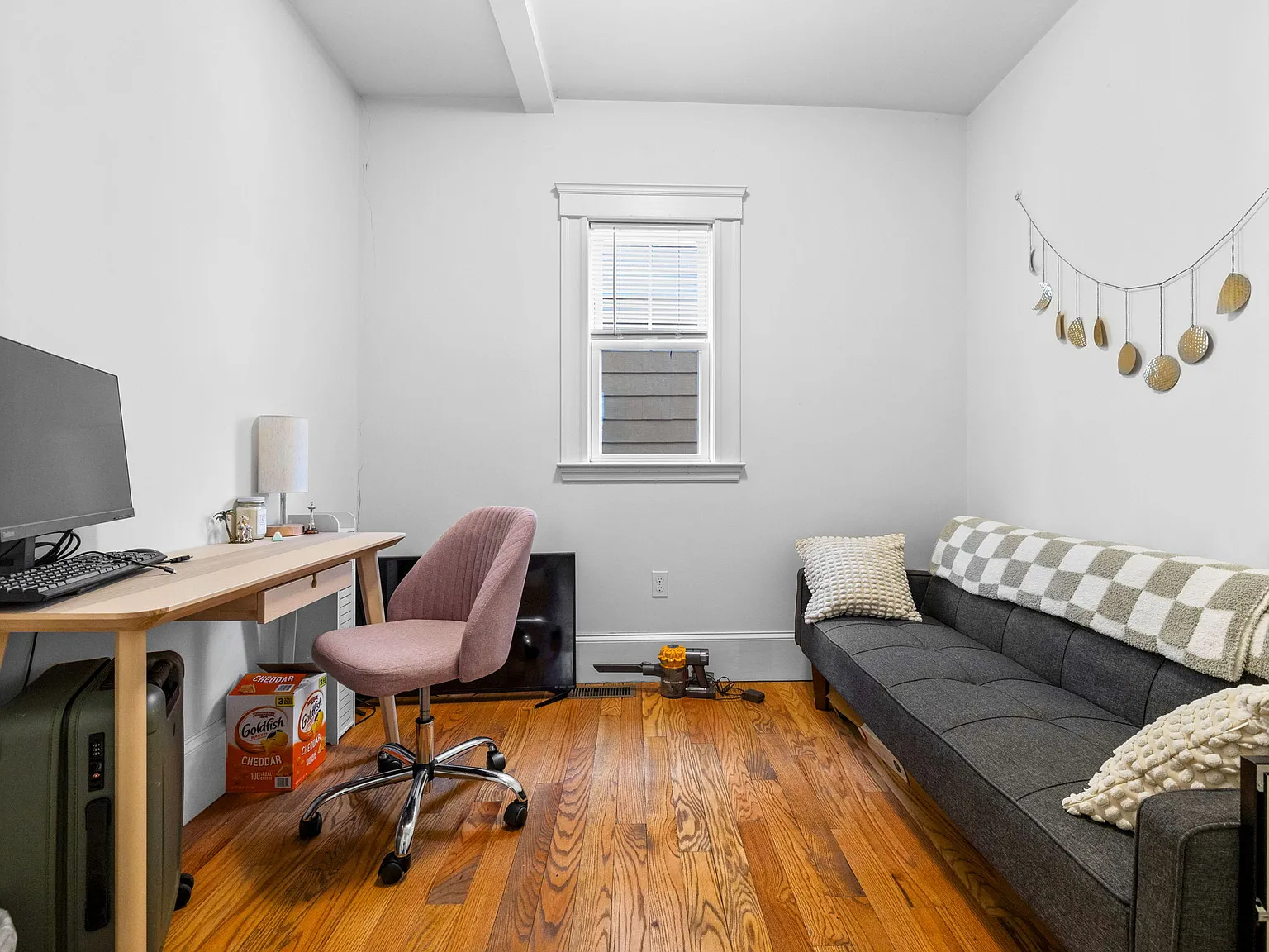 3 bed, 1400 sqft, $3,750 — Photo 3