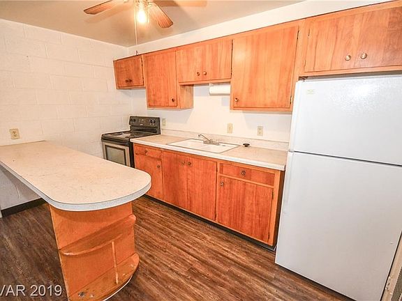 5th image of 3718 Hazelwood St APT 18