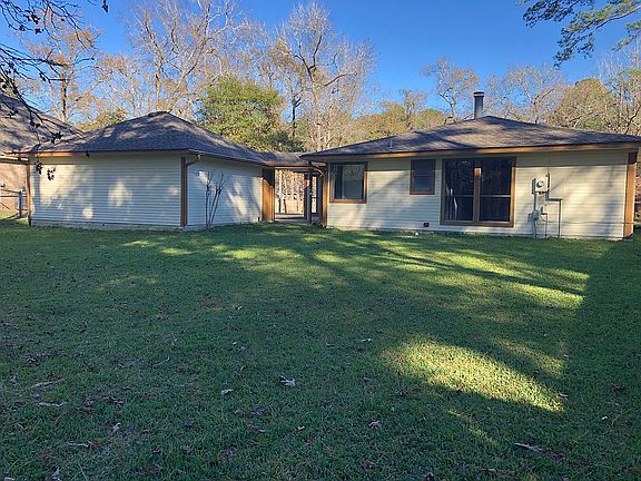 2nd image of 1708 Green Briar Dr