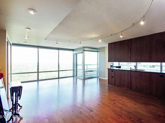 2nd image of 9655 Woods Dr Unit 1701