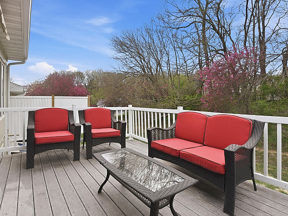 5th image of 112 McKenzie Cir