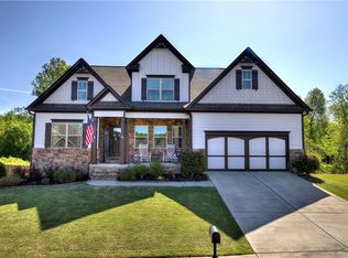 88 Twelve Oaks Dr SE, Cartersville, GA 30120