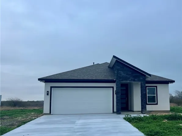 112 E Saint Francois Ave, Port Lavaca, TX 77979