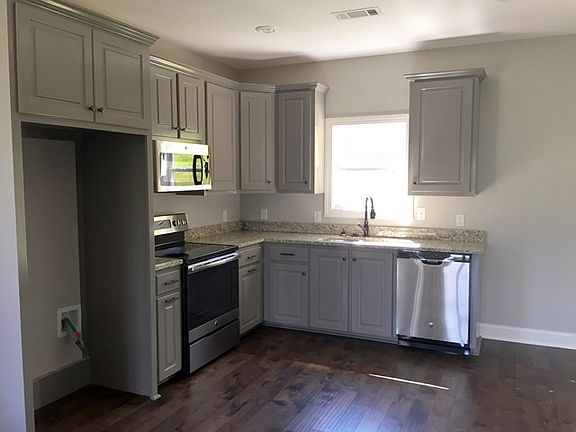 4th image of 109 Brookside Dr