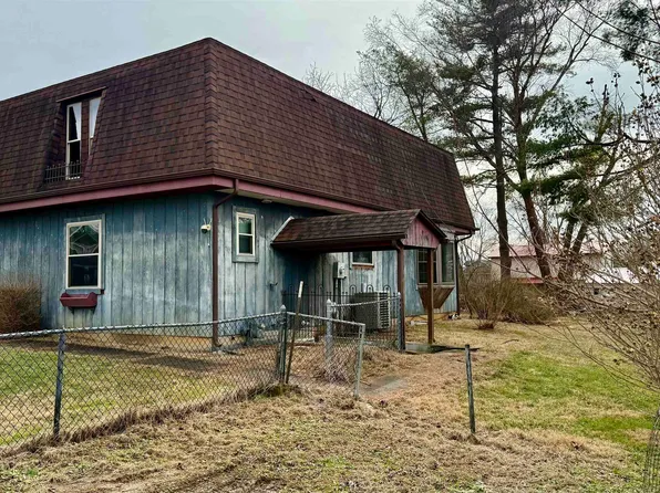 1300 Walnut St, Flatwoods, KY 41139