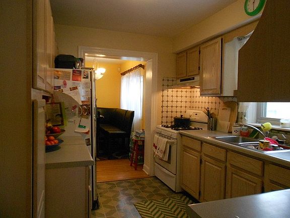 4th image of 6959 W Summerdale Ave