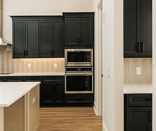 4th image of 8110 CYPRESS WOODS AVENUE