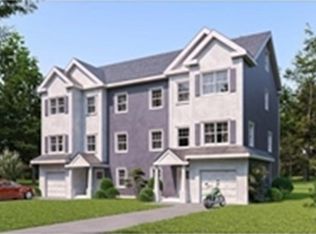 249 Groton Rd #2, North Chelmsford, MA 01863