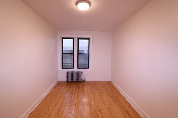 Rented by A&E Real Estate Management | media 4