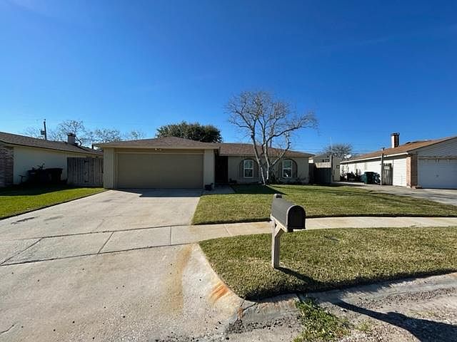 1st image of 3906 Gulfton Dr